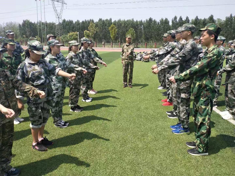 高一軍訓新聞1用圖 (1)11